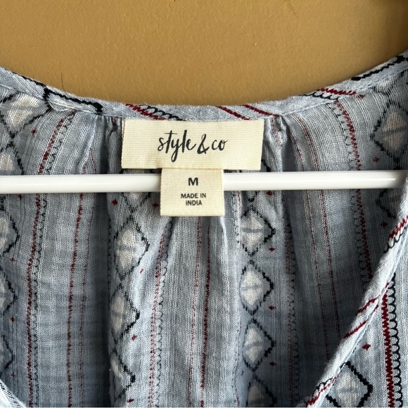 Style & Co Boho Long Sleeve Top - Size M - Southwestern Print Aztec Print Casual - Picture 2 of 5
